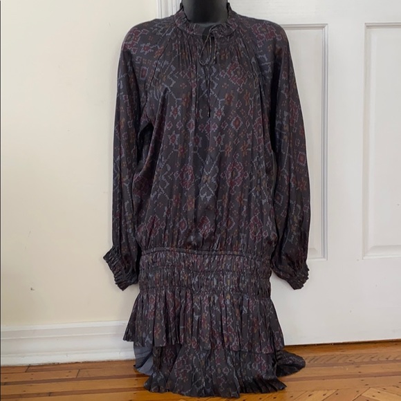 Ulla Johnson Dresses & Skirts - Ulla Johnson black floral pleated hem dresses